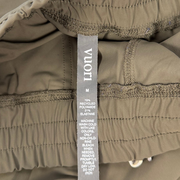 Vuori Women's Miles Jogger Size Medium NEW Oregano Green VW481 - Picture 7 of 8